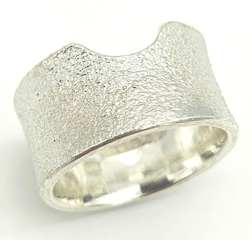 Anillo Magma