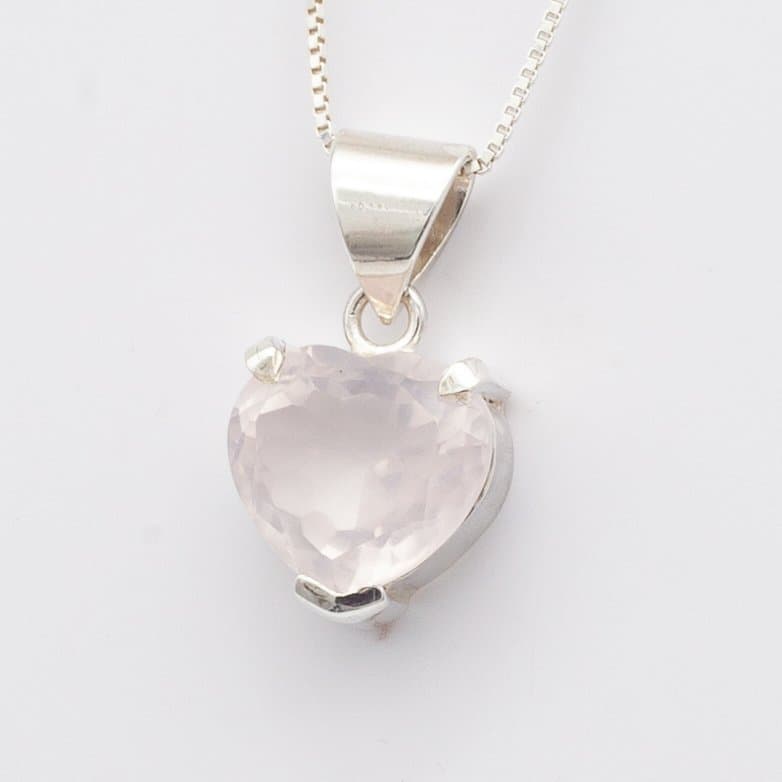 Colgante Corazón con cuarzo rosa
